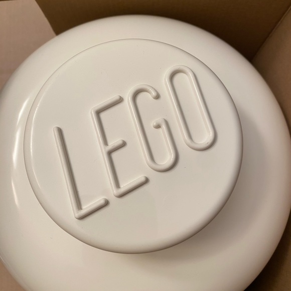 Lego Skeleton Storage Container w/Lid Halloween Spooky Skull-Large -NWT - Picture 3 of 6